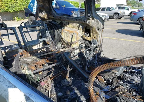 2017 Chrysler Pacifica Limited z USA, uszkodzony, nr VIN 2C4RC1GGXHR533594